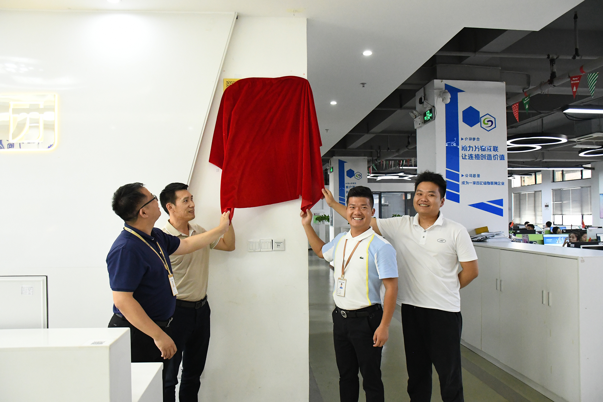 1632824366827404.jpg 1632824366827404.jpg